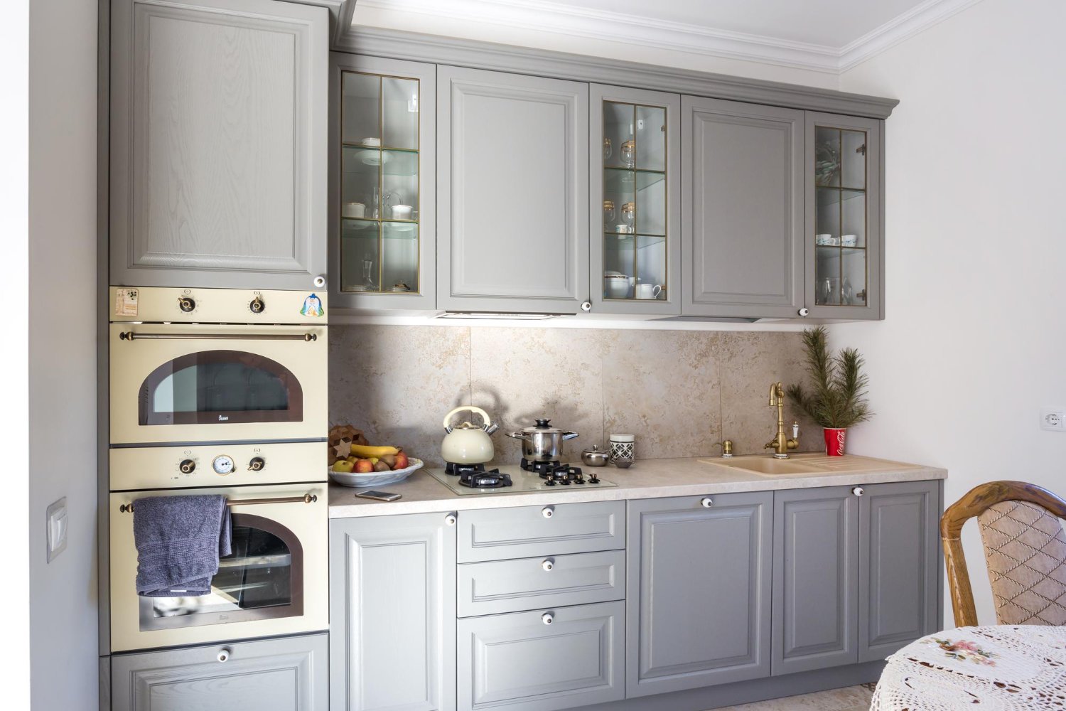 gray shaker kitchen cabinets, best gray shaker cabinets, shaker gray kitchen cabinets 2026